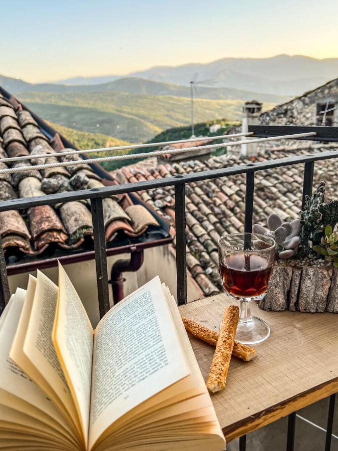 Apartmán I Due Gradoni Stone House Pacentro Exteriér fotografie